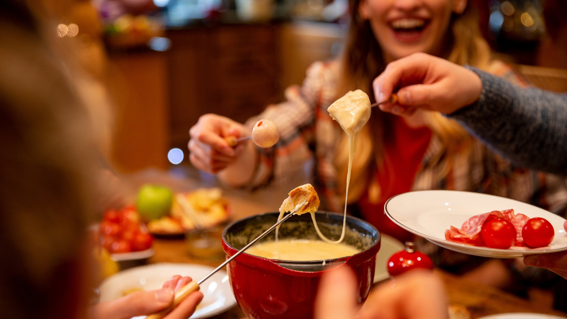 Porto Alegre: Gramado com Fondue & Tour Vinícola Jolimont GRÁTIS