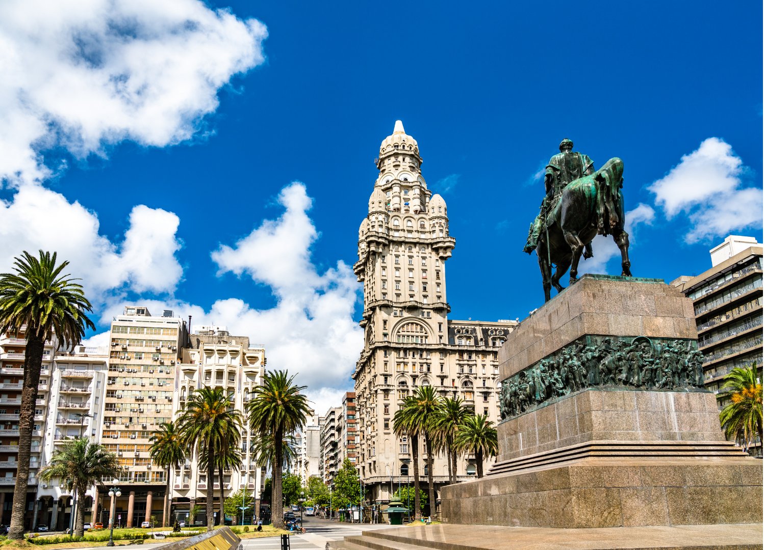 Montevidéu: Uruguay - Escapada a Montevideo + tour Punta del Este + tour Colonia del Sacramento